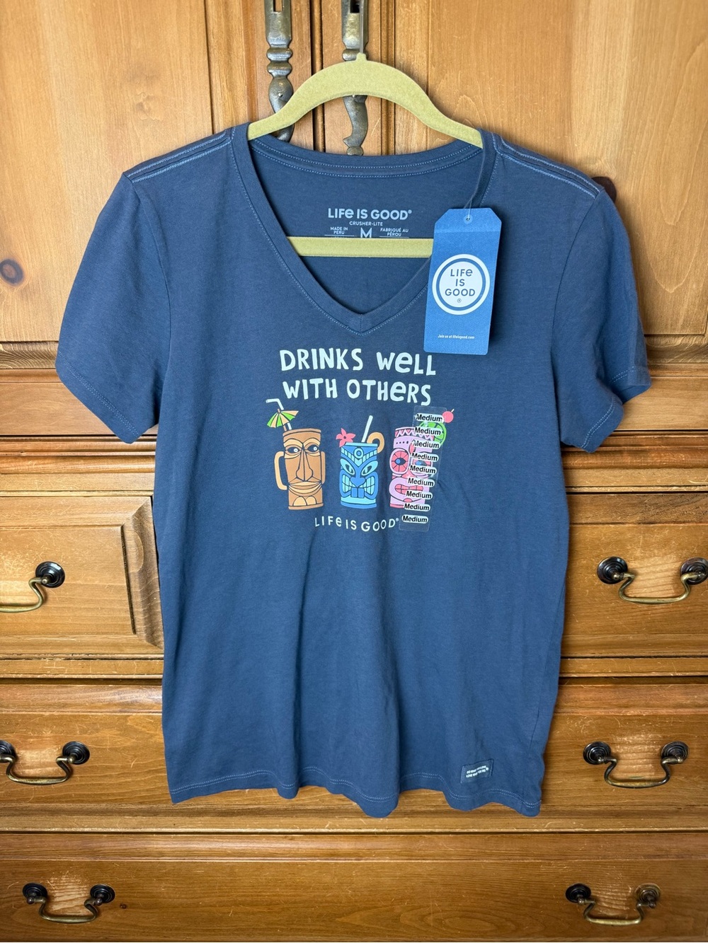 NWT Life is Good Navy 'Drinks Well With Others' T‑Shirt